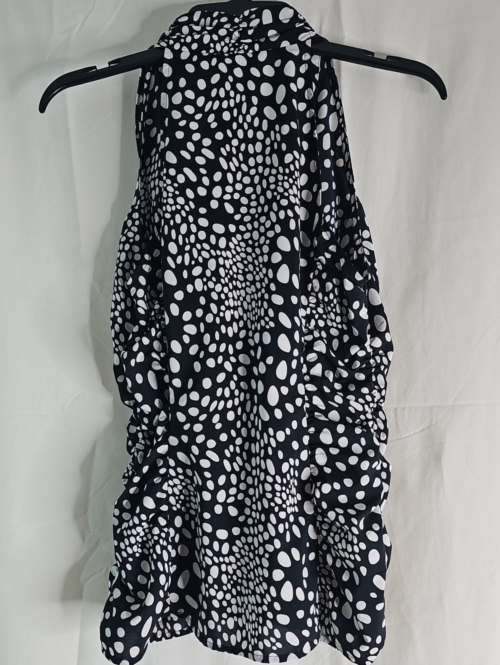 Express Black and White Pebble Dot Ruffle Top - Picture 4 of 5